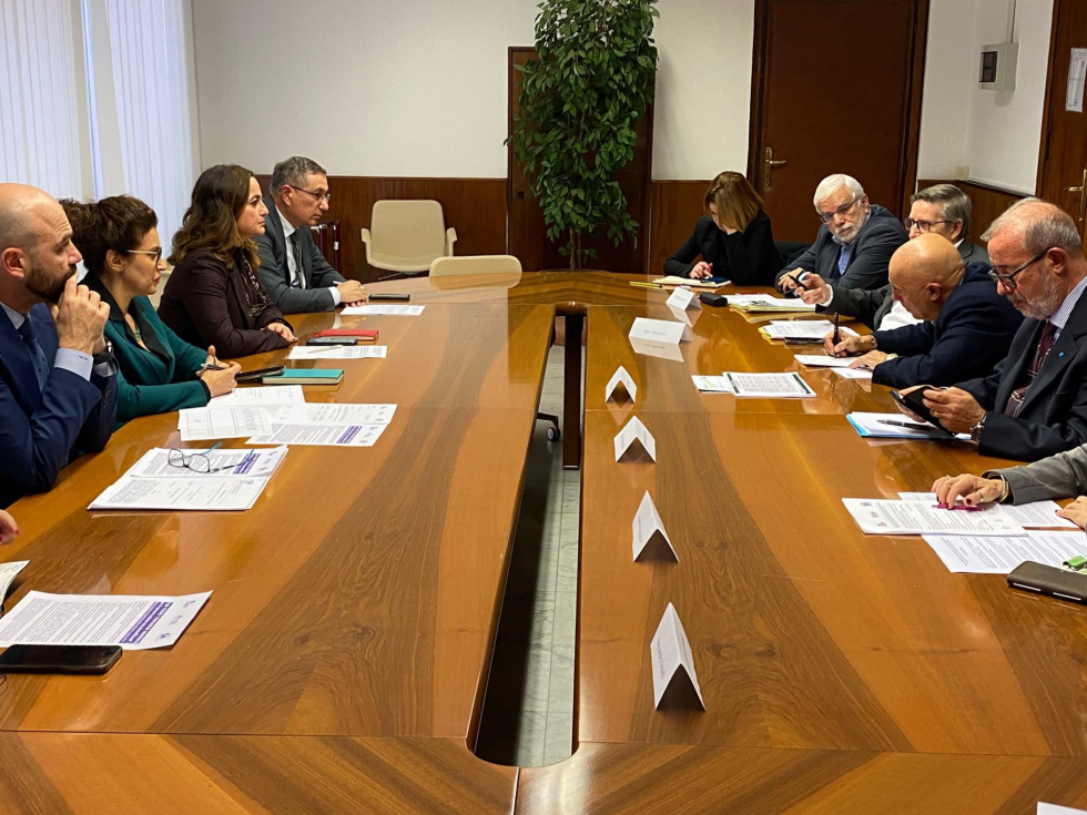 welfare e assistenza agli anziani